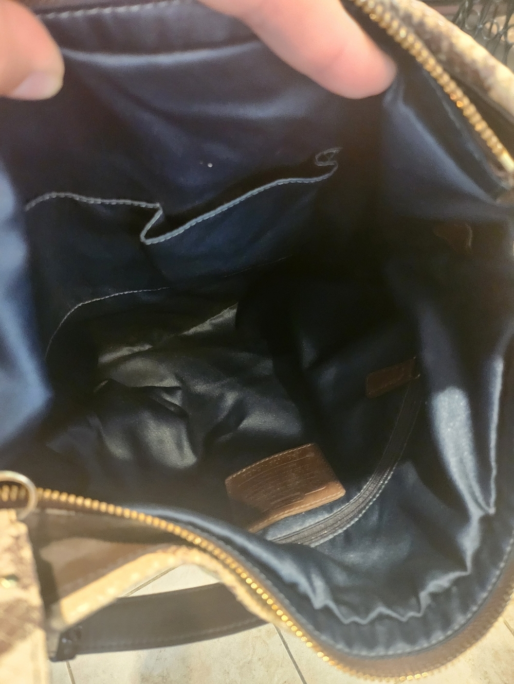 Coach Colette Signature snake-embossed leather trim Hobo Bag - Picture 6 of 7